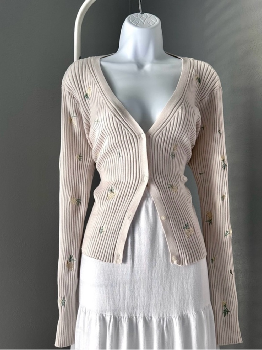 Embroidered Floral Cardigan Sweater - Picture 8 of 8